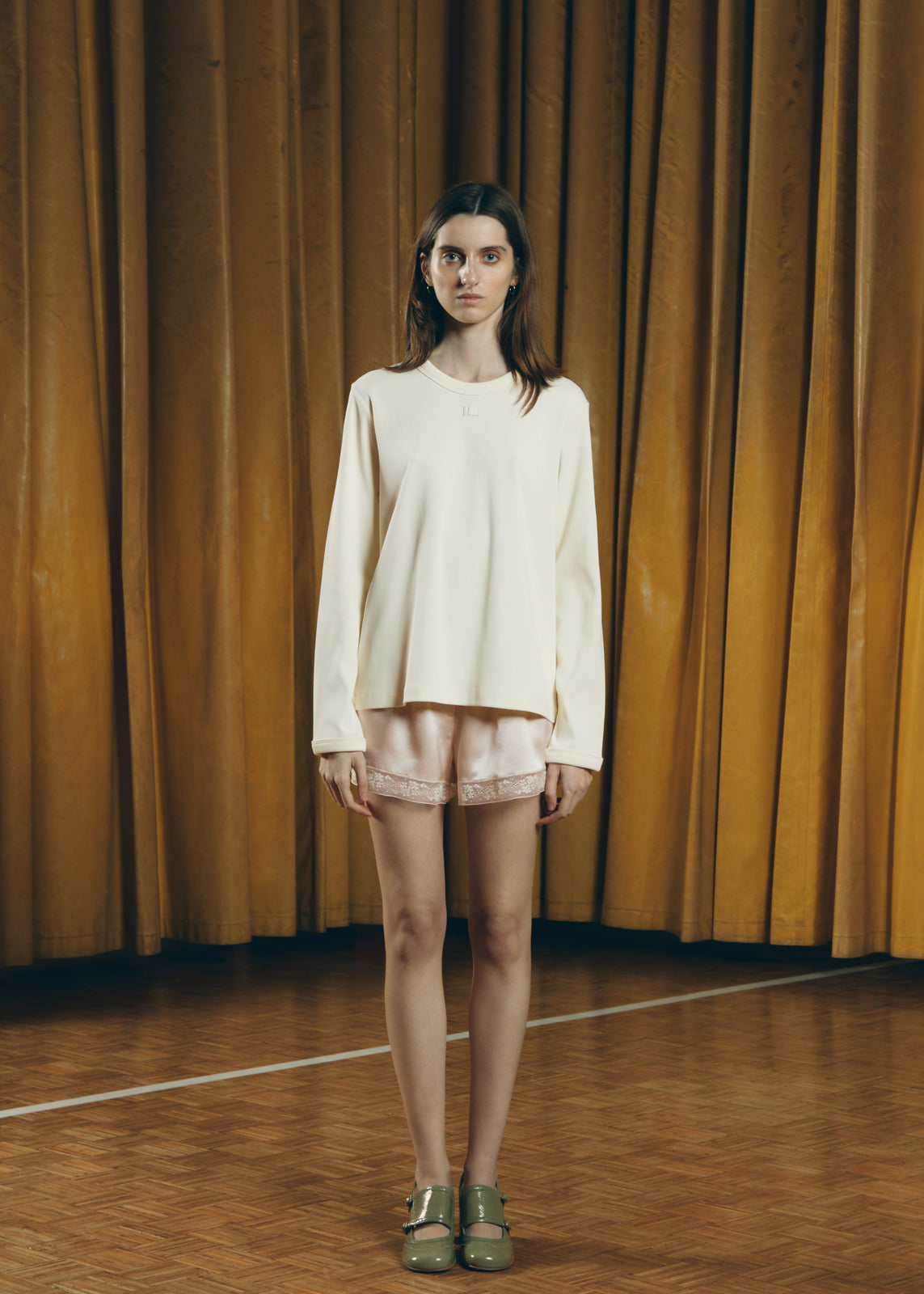 LONG-SLEEVE ECRU T-SHIRT