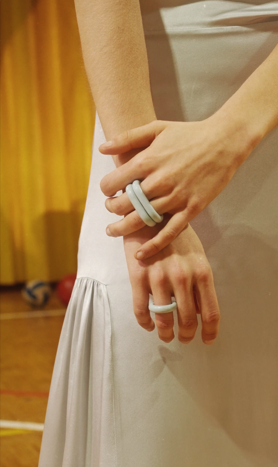 DOUBLE PORCELAIN RING LIGHT BLUE