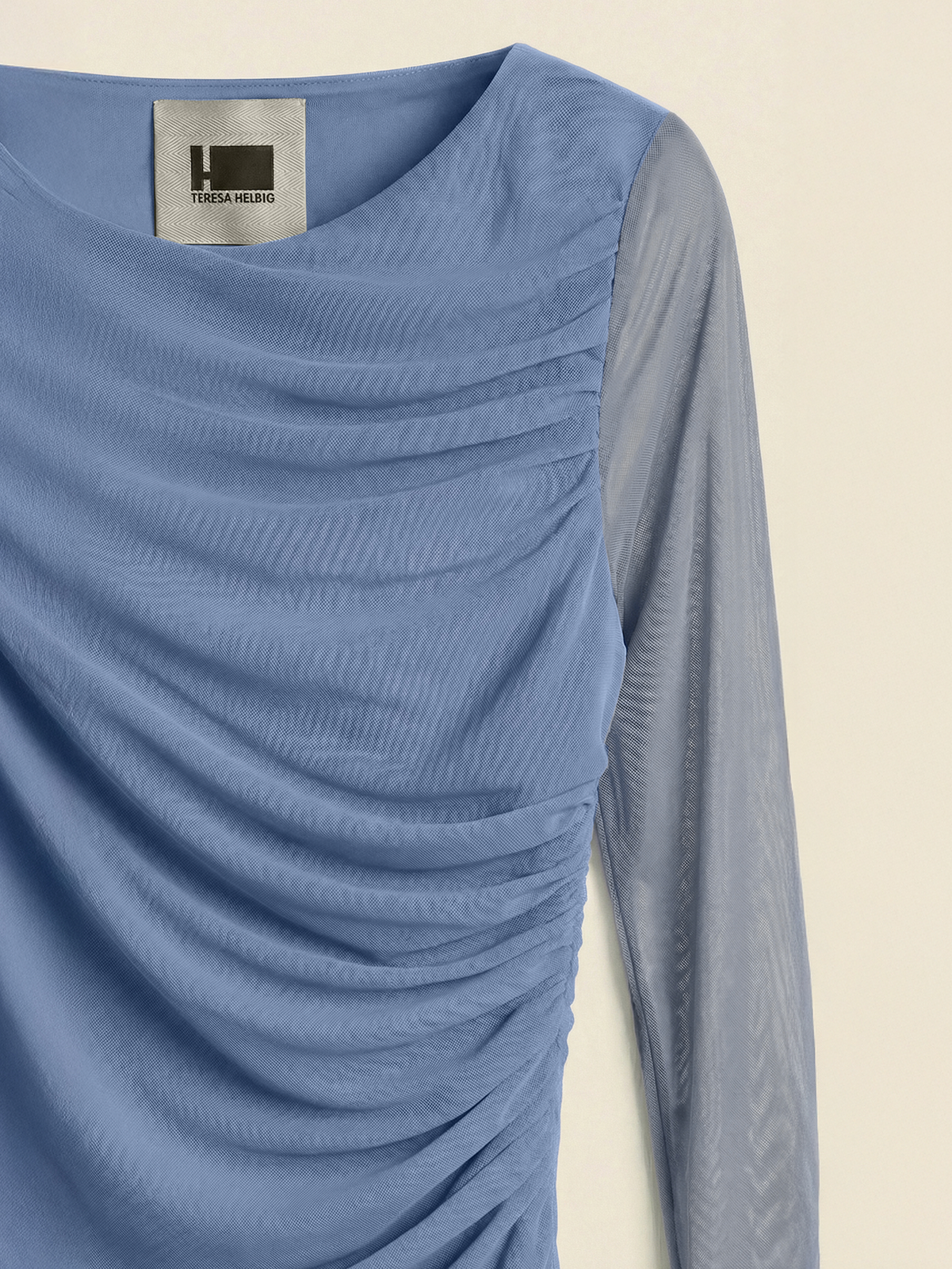 VESTIDO DE TUL ASIMÉTRICO AZUL