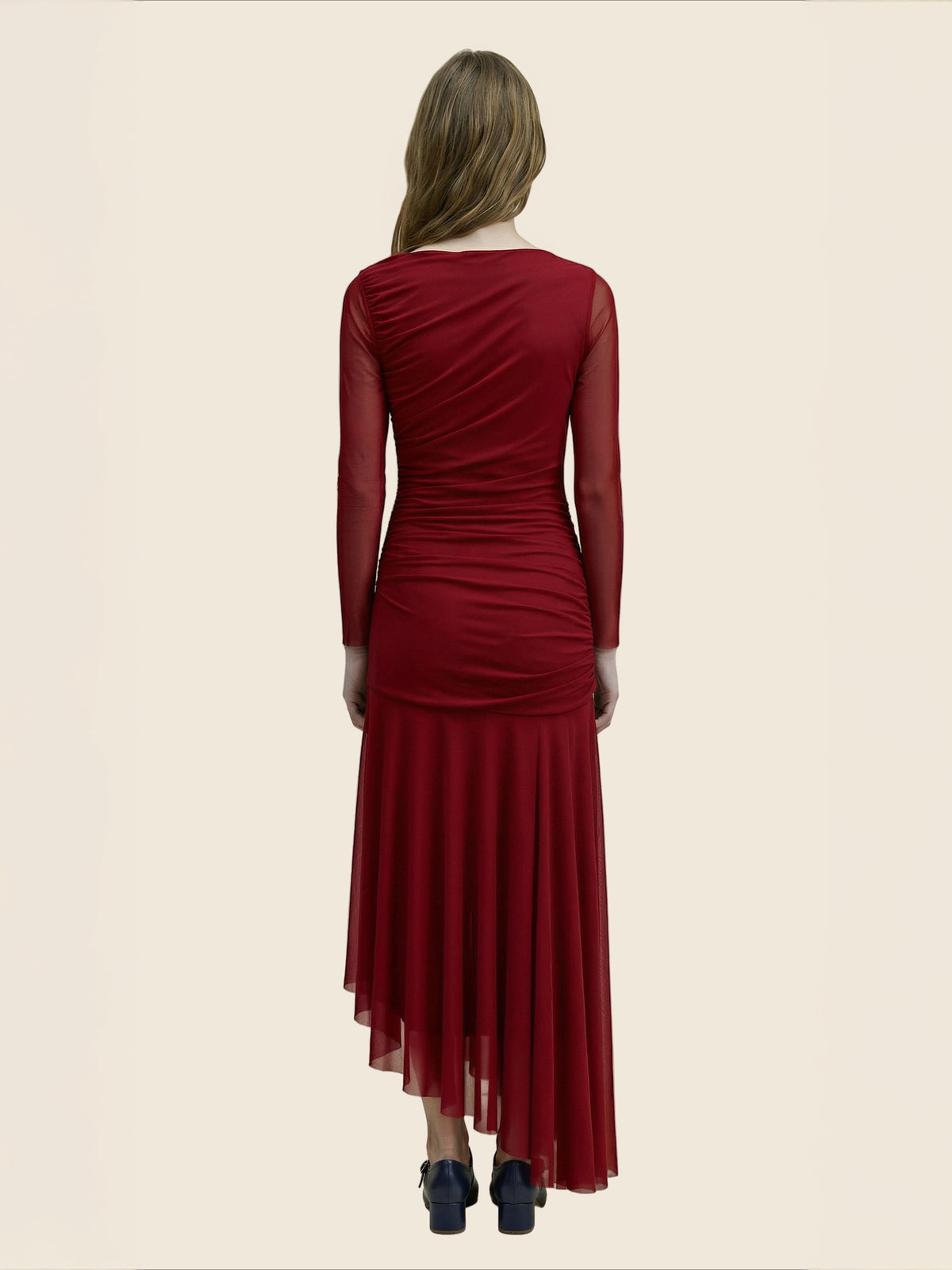 VESTIDO DE TUL ASIMÉTRICO ROJO