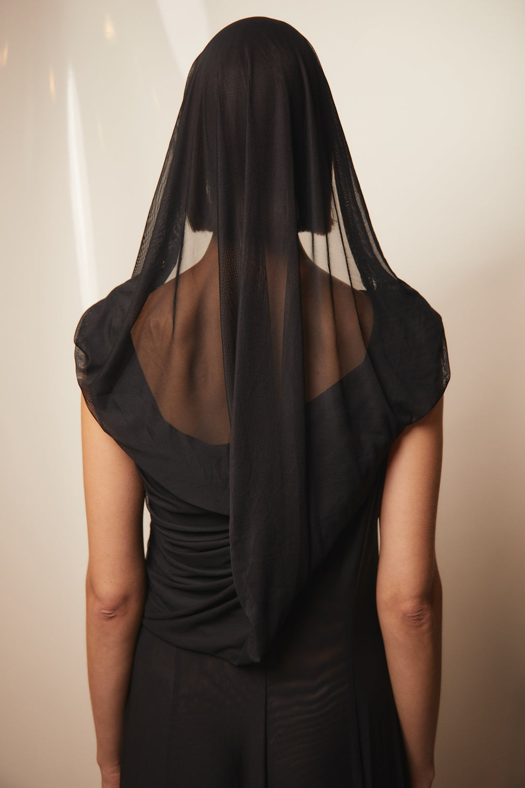 Draped black hooded dress Teresa Helbig Draped black hooded dress Teresa Helbig